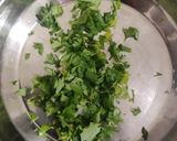 A picture of step 1 of Chinese Soup.
