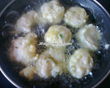 Foto del paso 2 de la receta: Buñuelos de bacalao