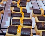 Foto langkah ke 5 dari resep Chocolate stick cookies.