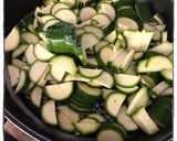Foto del passaggio 2 della ricetta Riso al curry con zucchine