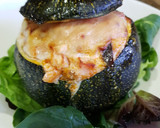 Foto del paso 4 de la receta: Calabacín luna relleno de pisto y pavo