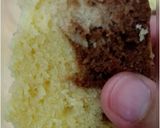 Foto langkah ke 6 dari resep Steamed marble cake (versi ekonomis).