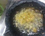 A picture of step 2 of Ragda patties.