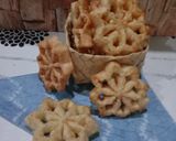Foto langkah ke 6 dari resep Kembang Goyang.