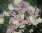 Foto del paso 3 de la receta: Costeletas con espinacas salteadas