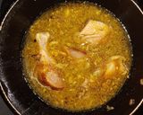 Foto langkah ke 2 dari resep Ayam kecap manis pedas.