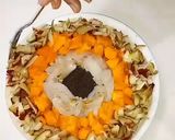 A picture of step 5 of Fruit pizza.