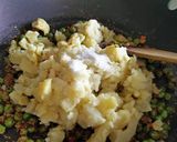 A picture of step 8 of Tawa Roasted Tomato Chaat.
