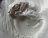 Foto langkah ke 7 dari resep Homemade Strawberry Yoghurt Ice Cream.