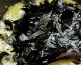 Foto langkah ke 2 dari resep Dadar Telur Keju Nori.