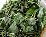 Foto langkah ke 1 dari resep Tumis bayam wortel.