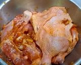 รูปขั้นตอนการทำที่ 4 ของ น่องติดสะโพกไก่ย่างเกลือ