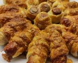 Levelestèsztába tekert virslik 🍾🎇 recept fázis 3 fotója