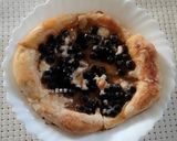 A picture of step 1 of Homemade Bubble Tea Pizza.