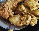 Foto langkah ke 8 dari resep Ayam Goreng Kremes.