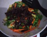 Foto langkah ke 5 dari resep Tumis Sayur Warna Warni.