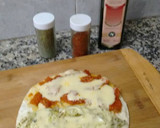 Foto del paso 16 de la receta: Pizza (SIN HORNO) fácil y tentadora!