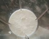 A picture of step 1 of Banana milkshake.