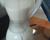 A picture of step 1 of Vanilla capuchino.