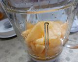 A picture of step 2 of Sweet melon 🍈 juice 😋.