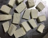 A picture of step 1 of Matar Paneer.