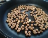 A picture of step 2 of Spicy masala peanuts.