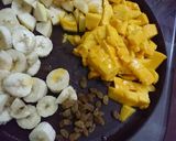 A picture of step 2 of Macaroni in fruits with yoghurt.