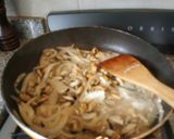 Foto del paso 1 de la receta: Arroz con mejillones 🥘