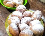 Foto langkah ke 6 dari resep Donat Jadul (Donat Gula & isi Coklat).
