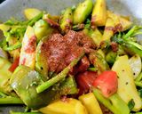 A picture of step 4 of Mahura(mixed vegetable curry).