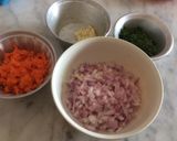 Une image de l'étape 2 de Riz cantonnais thaïlandais.