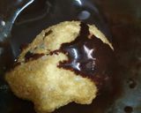 A picture of step 1 of Chocolate panipuri.