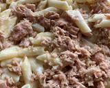Foto del paso 2 de la receta: Macarrones con salsa 4 quesos (y, si quieres, atún)