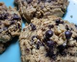 Foto langkah ke 9 dari resep Choco-Walnut Soft Baked Cookies Kekinian TANPA MIXER.