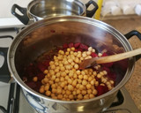 Foto del paso 6 de la receta: Jueves sopa de remolacha con carne
