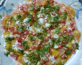A picture of step 3 of Poori chat.