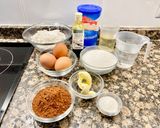 Foto del paso 1 de la receta: Pastel de chocolate con leche condensada asada (Cake with roasted condensed milk)