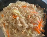รูปขั้นตอนการทำที่ 2 ของ ปอเปี๊ยะทอดไส้ไก่