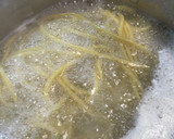 Foto del paso 4 de la receta: Pasta fresca con salsa cremosa y bacon