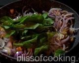 A picture of step 3 of Mushroom And Spinach Pasta.