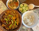 A picture of step 4 of Vietnamese Sweet and Sour Soup (Canh Chua) and Braised Catfish (Ca Bong Lau Kho To).