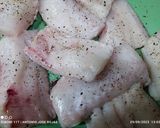 Foto del paso 1 de la receta: Suprema de merluza con salsa y calamares 😉😉