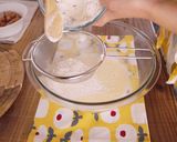 A picture of step 5 of Vienna Sausage and Cream Cheese Muffins.