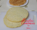Foto del paso 1 de la receta: Tarta de Lacasitos con Barritas de Chocolate - Sin Gluten