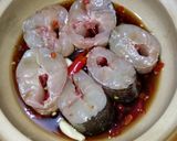 Hình bước làm 2 của món Cá Lóc Đồng Kho Tộ