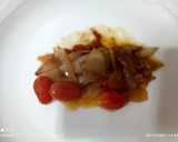Foto del paso 4 de la receta: Filete de Dorada a la plancha con cebolla francesa y tomate