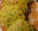 A picture of step 6 of Methi puri.