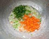 A picture of step 3 of White butter vegetable fried rice.