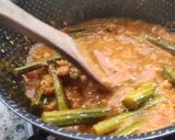 A picture of step 5 of Drumsticks Curry.