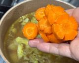Foto langkah ke 1 dari resep Sop ikan tenggiri.